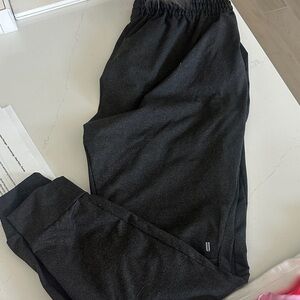 NOBULL HEATHERED GREY JOGGERS SZ L